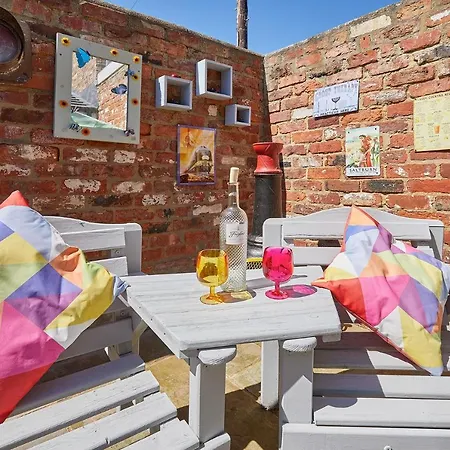 Holiday home Host & - The Beach House *