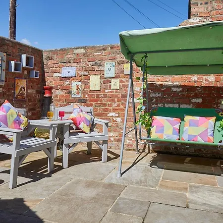Host & - The Beach House Marske-by-the-Sea